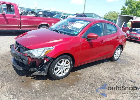 2018 Toyota Yaris Ia z USA, uszkodzony, nr VIN 3MYDLBYV9JY319927